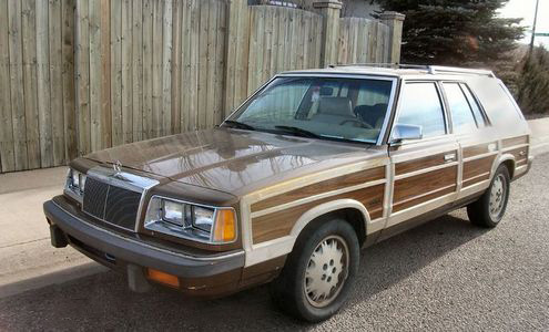 1985 CHRYSLER TOWN AND COUNTRY