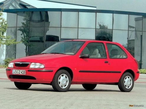 1992 Mazda 121